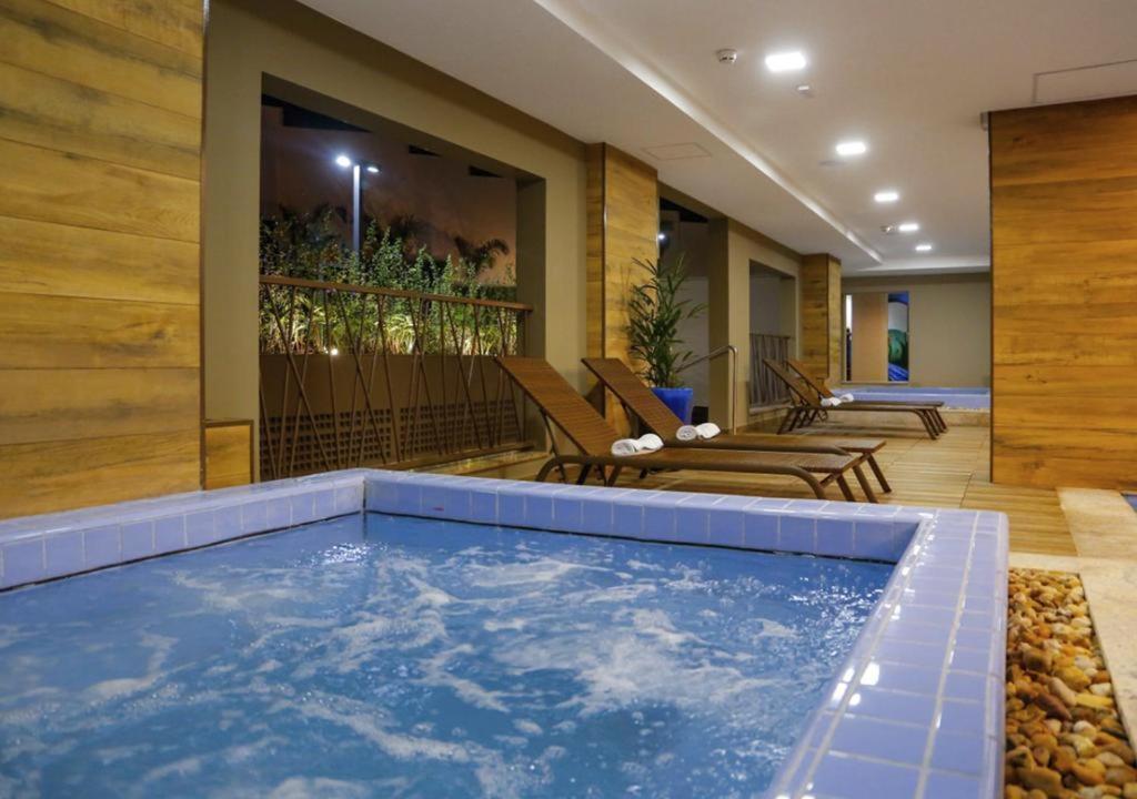 Hospedagem Para Ate 8 Pessoas No Enjoy Olimpia Park Resort Exterior photo